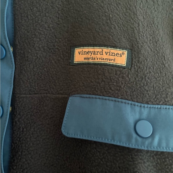 NWT Vineyard Vines 3/4 Fleece Zip/Button - Picture 2 of 3